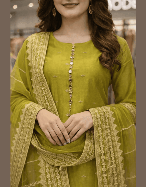 4pc Unstich Full Heavy Embroidered suit - DUE